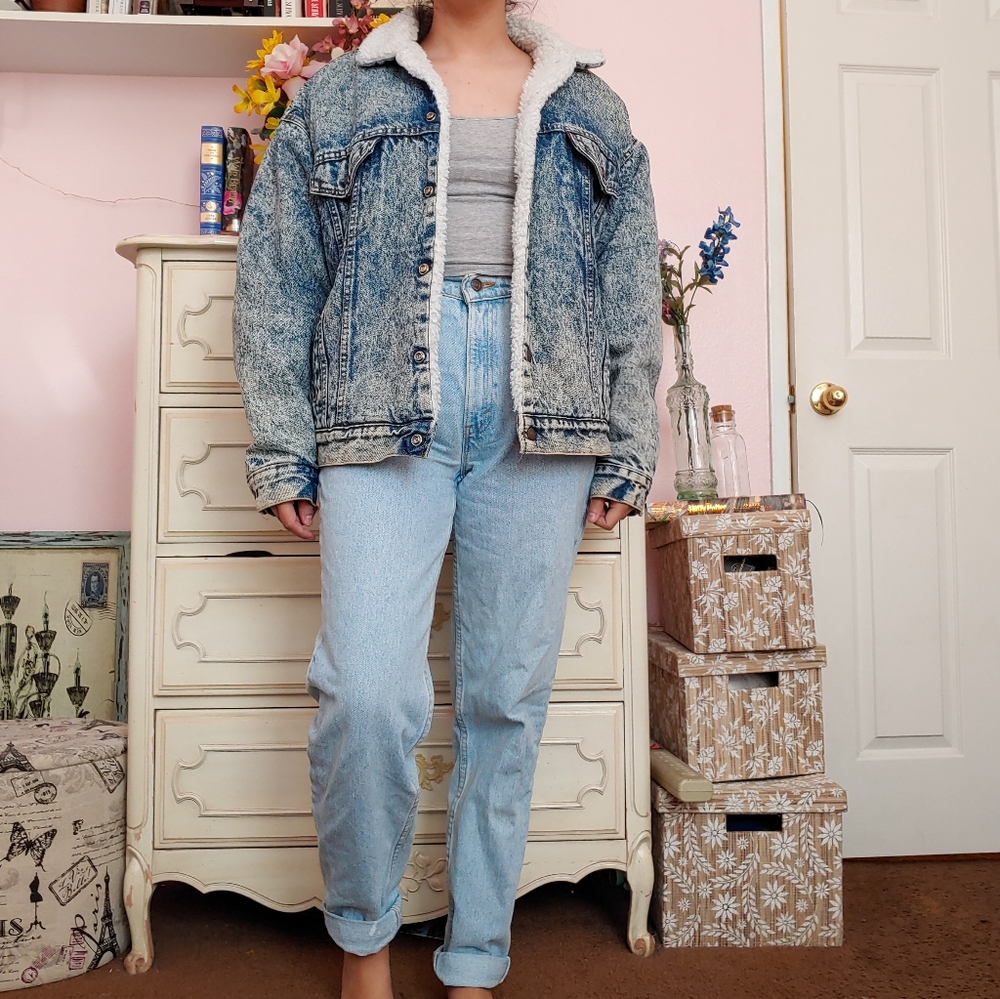 Vtg 80s Acid Wash Denim White Faux Sherpa Jacket